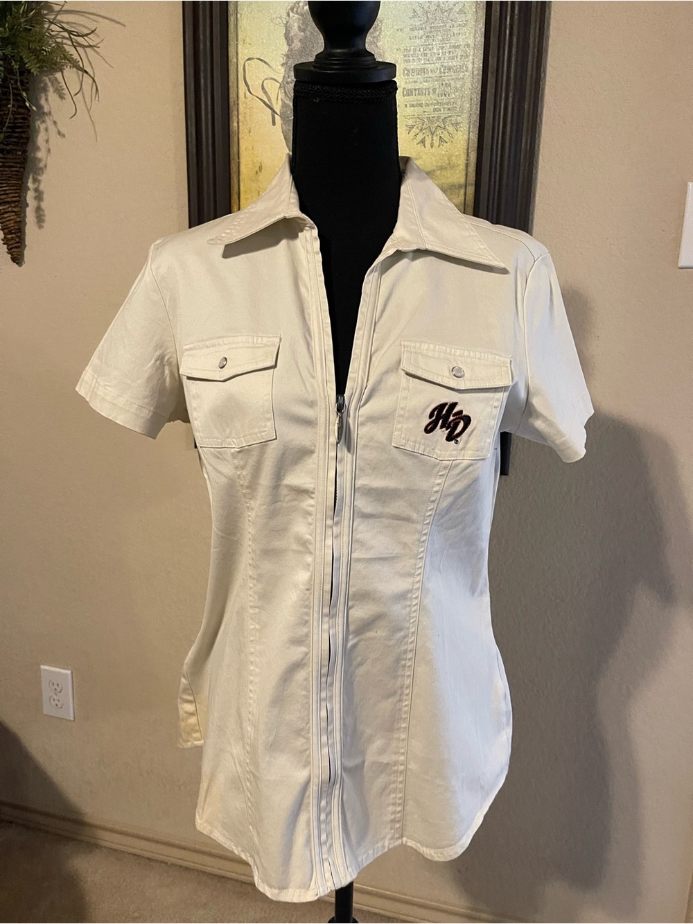 Ivory Zip-Front Short Sleeve Shirt with Embroidered Harley Davidson